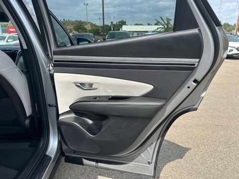 Used 2023 Hyundai Tucson Limited AWD/4WD image 33