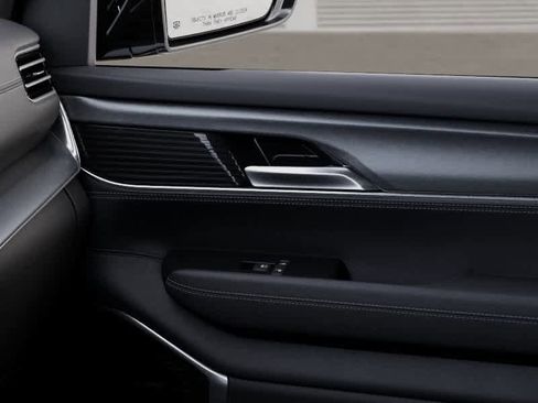 New 2025 Jeep Wagoneer L Series II w/ Premium Group I image 25