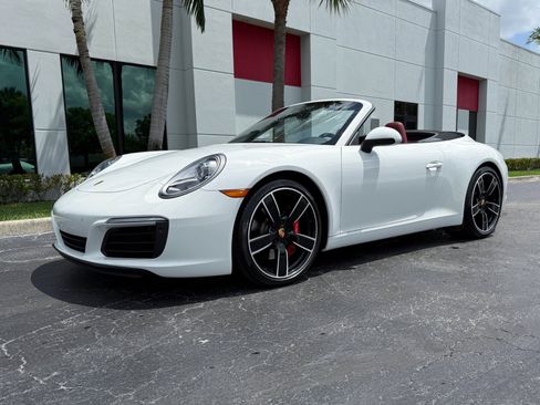 Used 2017 Porsche 911 Carrera S RWD image 11