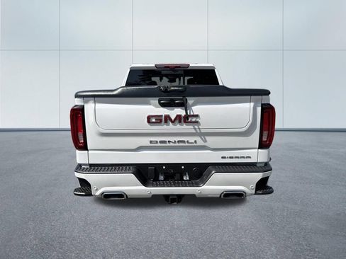 Used 2025 GMC Sierra 1500 Denali w/ Technology Package AWD/4WD image 6
