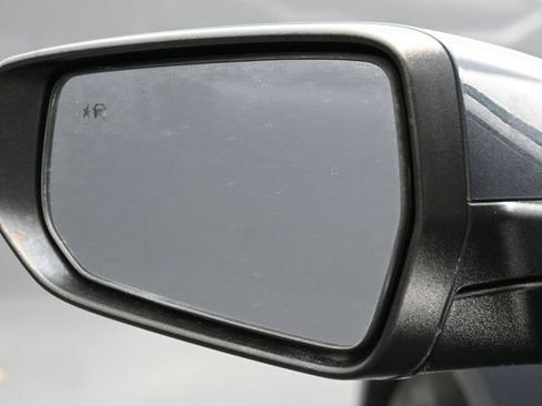 Used 2020 Chevrolet Malibu LT FWD image 8