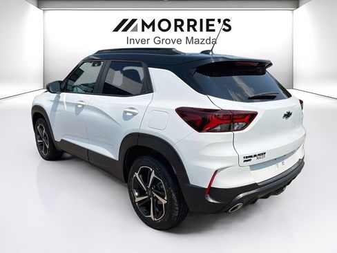 Used 2023 Chevrolet TrailBlazer RS w/ Sun and Liftgate Package AWD/4WD image 7