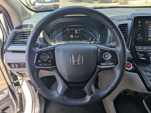 Used 2024 Honda Odyssey Touring image 21