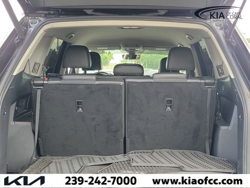 Used 2024 Volkswagen Atlas SE FWD image 11