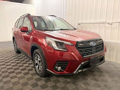 Used 2022 Subaru Forester Premium AWD/4WD image 22