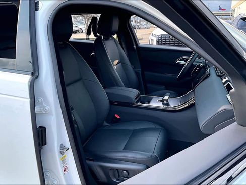 Used 2026 Land Rover Range Rover Velar Dynamic SE image 7