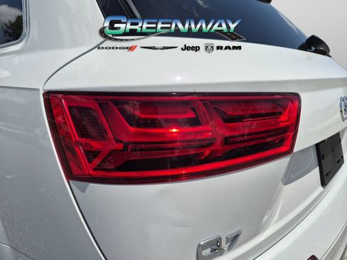 Used 2018 Audi Q7 3.0T Premium Plus AWD/4WD image 29