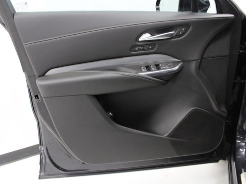 Certified 2022 Cadillac XT4 Premium Luxury w/ Enhanced Visibility Package image 12