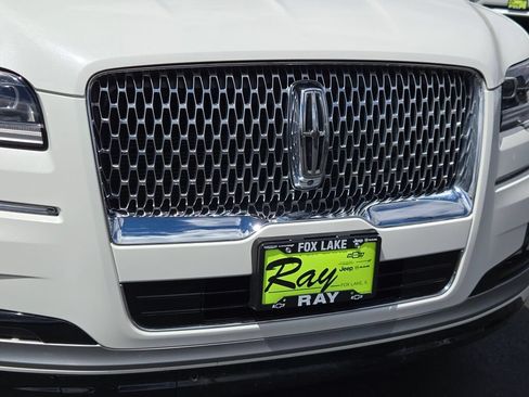 Used 2024 Lincoln Navigator Reserve AWD/4WD image 5