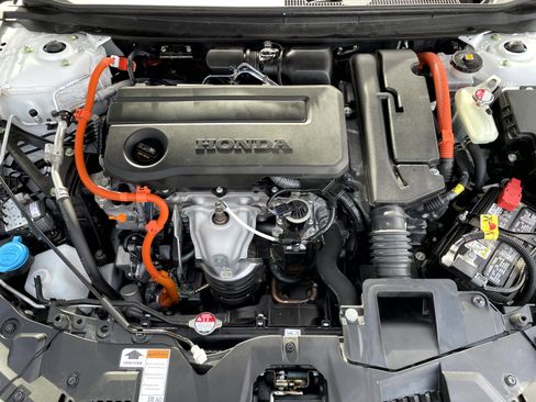 Used 2024 Honda Accord Sport image 7