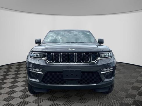 Certified 2025 Jeep Grand Cherokee Limited AWD/4WD image 9