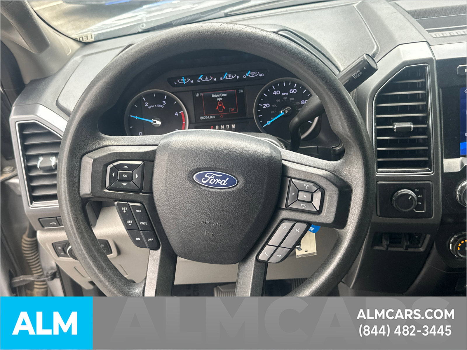 Used 2020 Ford F350 XLT w/ XLT Premium Package AWD/4WD image 27