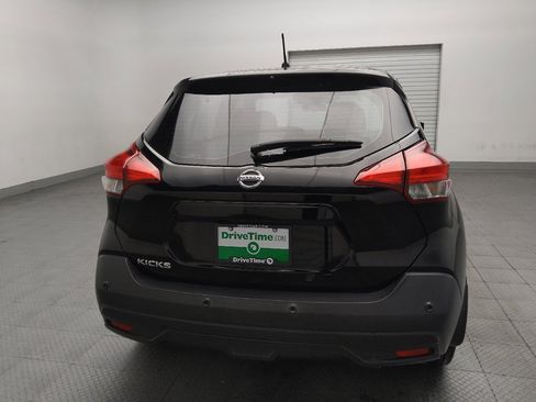 Used 2020 Nissan Kicks S FWD image 7