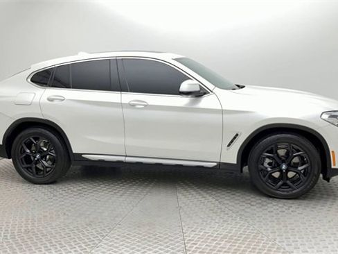 Used 2021 BMW X4 xDrive30i w/ Premium Package 3 image 9