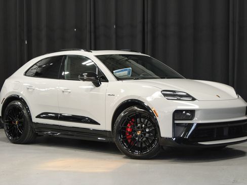 New 2026 Porsche Macan GTS Electric AWD/4WD image 7