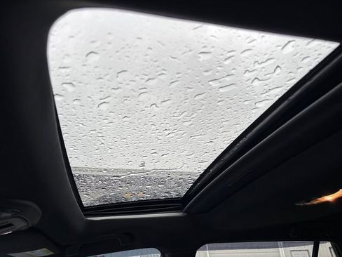 Used 2022 Subaru Outback Wilderness image 22