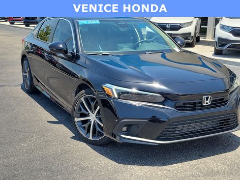 Used 2023 Honda Civic Touring image 1