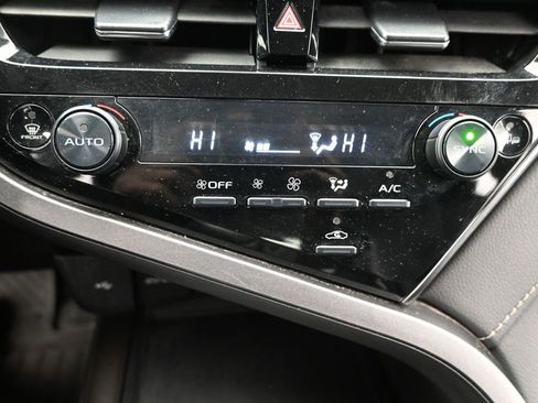 Used 2023 Toyota Camry SE image 31