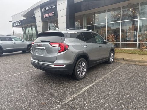 Used 2023 GMC Terrain SLT w/ LPO, Floor Liner Package image 5