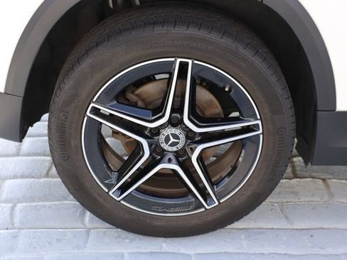 Used 2022 Mercedes-Benz GLA 250 4MATIC image 38