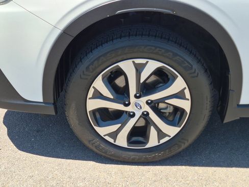 Used 2021 Subaru Outback Limited w/ Popular Package #2 AWD/4WD image 11
