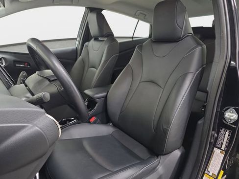 Certified 2020 Toyota Prius Prime XLE FWD image 12