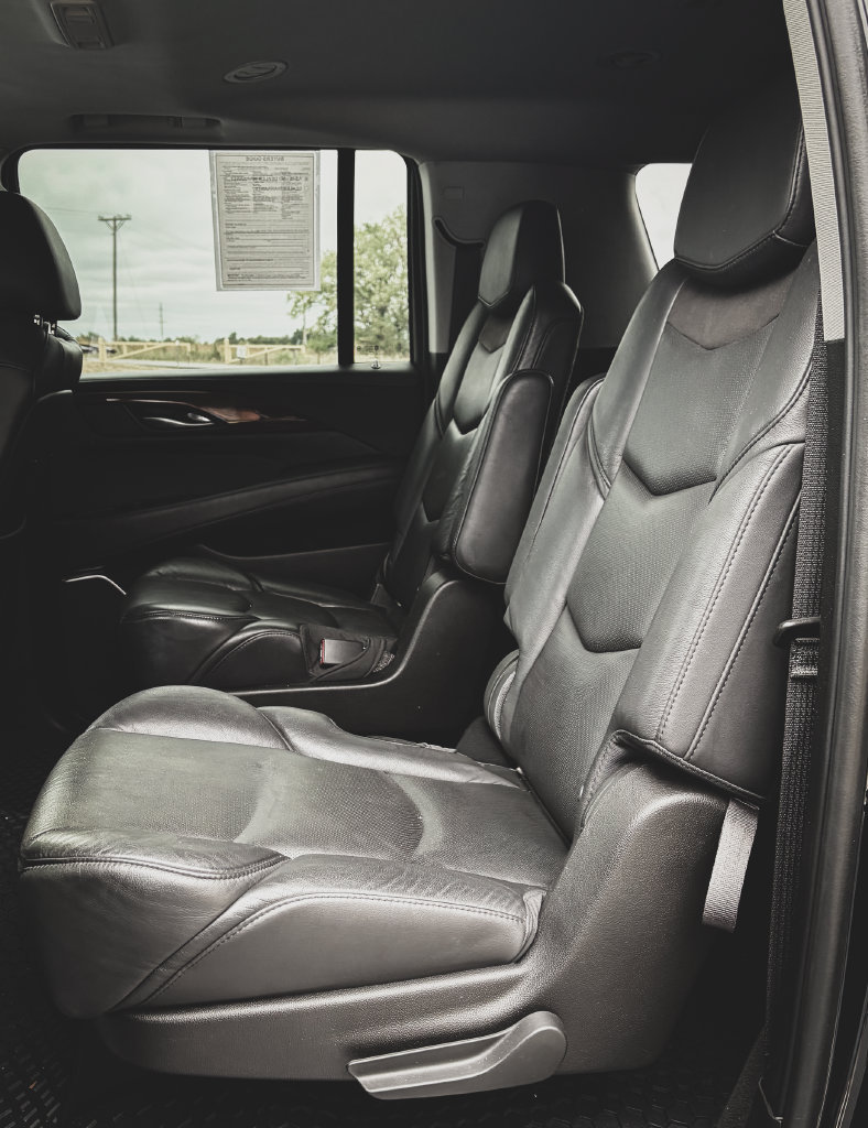 Used 2018 Cadillac Escalade ESV Luxury AWD/4WD image 20