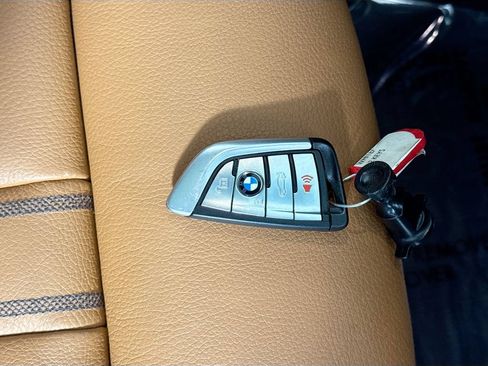 Used 2018 BMW 540i RWD image 42