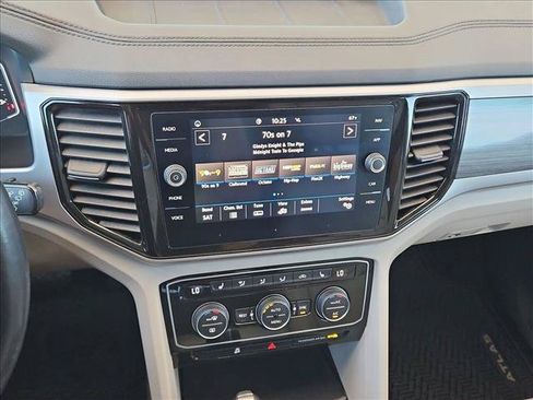 Used 2021 Volkswagen Atlas SEL FWD image 14
