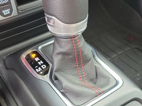 Used 2021 Jeep Wrangler Rubicon AWD/4WD image 28