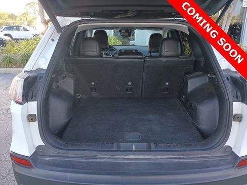 Certified 2021 Jeep Cherokee Trailhawk w/ Premium Leather Package image 7