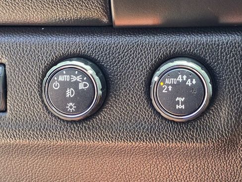 Used 2018 GMC Canyon SLE w/ SLE Convenience Package AWD/4WD image 42