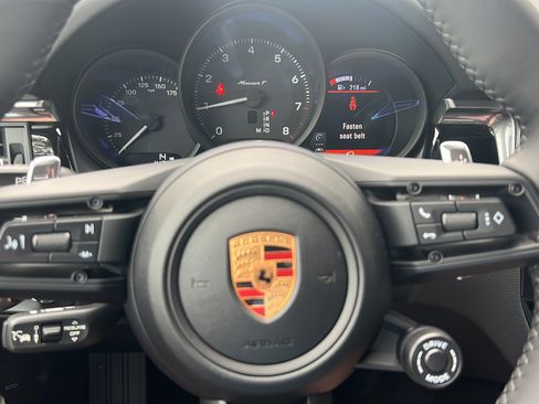New 2026 Porsche Macan Turbo AWD/4WD image 31