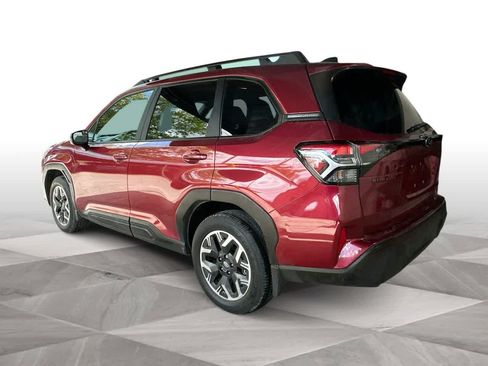 Used 2025 Subaru Forester Premium w/ Convenience Package #2 AWD/4WD image 6