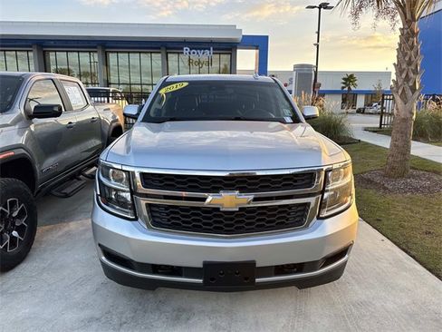 Used 2019 Chevrolet Tahoe LT image 2