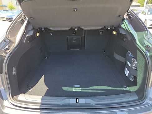 Used 2024 Maserati Levante GT Ultima image 16