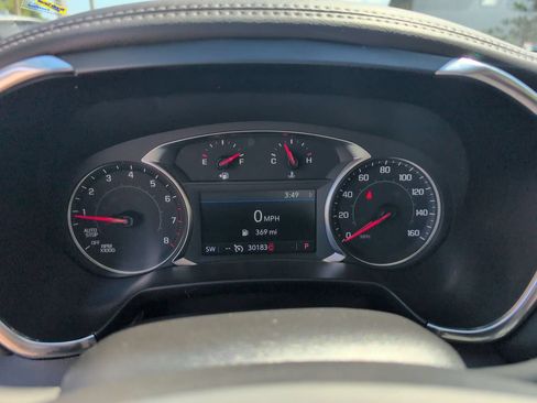 Used 2025 Chevrolet Blazer LT FWD image 16