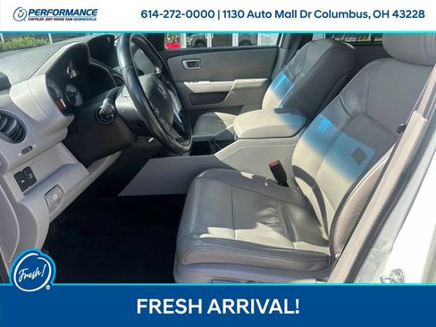 Used 2011 Honda Pilot Touring image 16