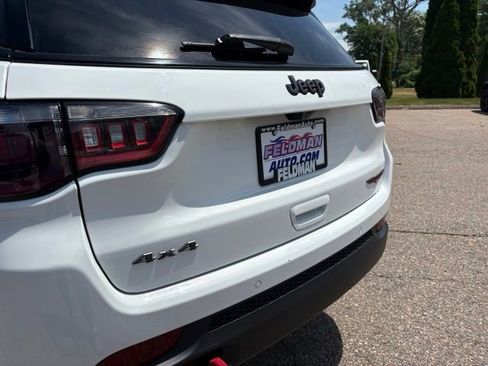 Used 2023 Jeep Compass Trailhawk AWD/4WD image 32