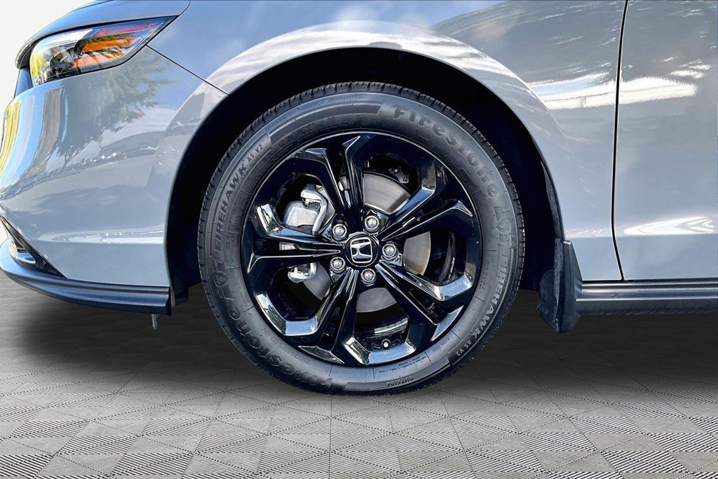 Used 2025 Honda Accord SE image 24