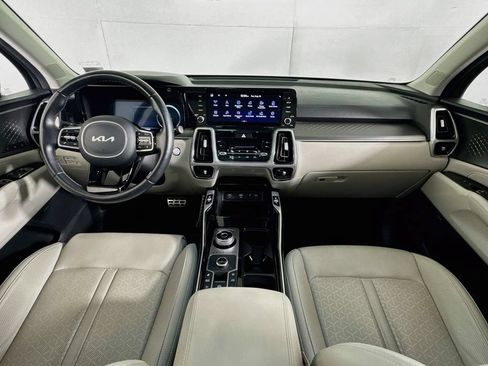 Used 2023 Kia Sorento SX Prestige AWD/4WD image 32