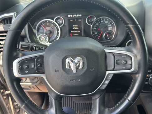 Used 2019 RAM 1500 Big Horn AWD/4WD image 19