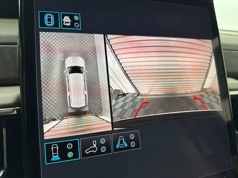 New 2026 GMC Yukon XL Denali image 21