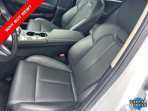 Used 2025 Genesis G70 2.5T AWD/4WD image 13