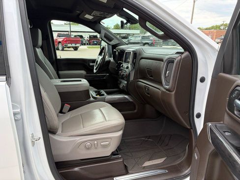 Used 2021 Chevrolet Silverado 3500 LTZ w/ LTZ Premium Package AWD/4WD image 24