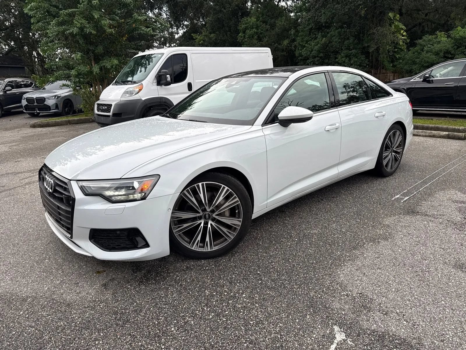 Used 2023 Audi A6 Premium Plus w/ Premium Plus Package AWD/4WD image 3