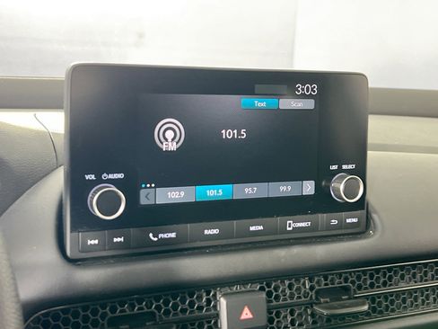 Used 2023 Honda HR-V LX image 14