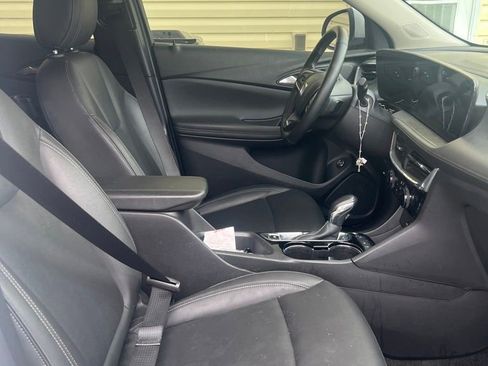 Used 2024 Buick Encore GX Sport Touring w/ Comfort Package image 18