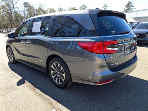 Certified 2023 Honda Odyssey EX-L image 9