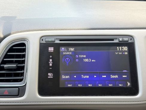 Used 2017 Honda HR-V EX image 23